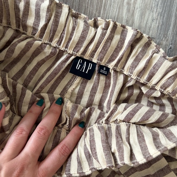 EUC GAP Linen Striped Shorts w Pockets - Picture 4 of 4